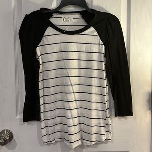 24 seven Maurices long sleeve T